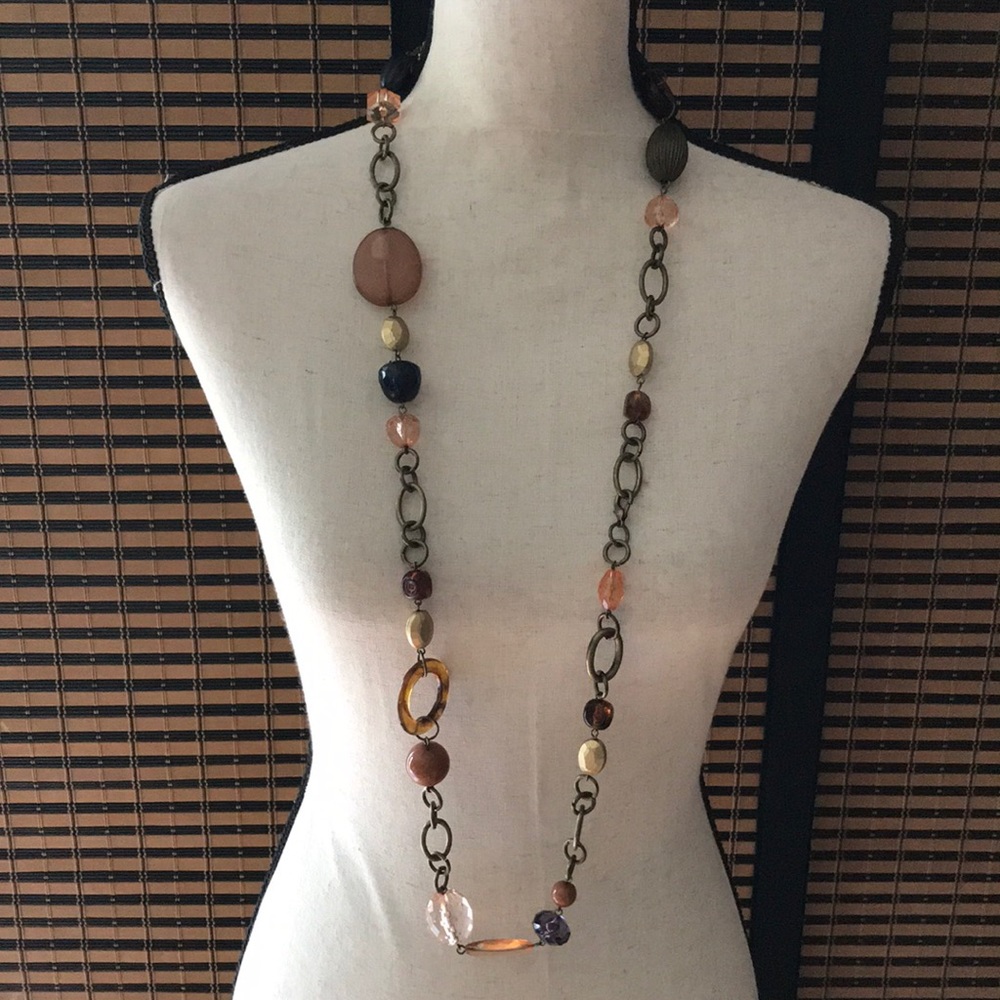 Woman’s necklace